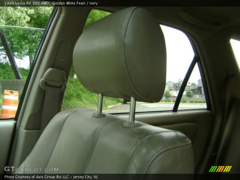 Golden White Pearl / Ivory 1999 Lexus RX 300 AWD