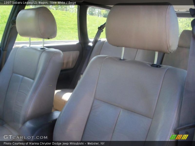New White / Beige 1997 Subaru Legacy LSi Wagon