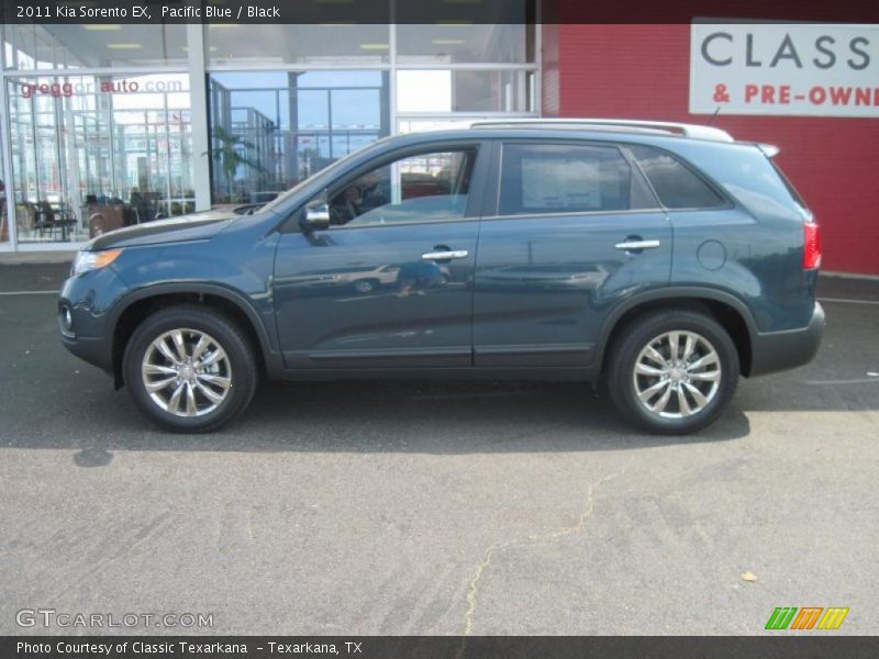 Pacific Blue / Black 2011 Kia Sorento EX