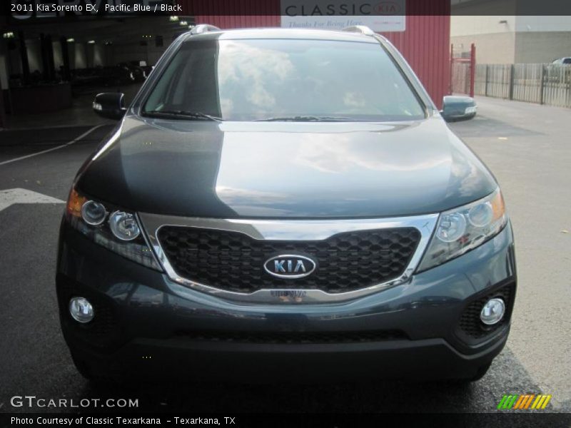 Pacific Blue / Black 2011 Kia Sorento EX