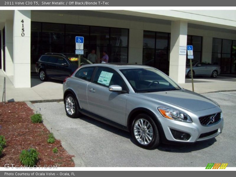 Silver Metallic / Off Black/Blonde T-Tec 2011 Volvo C30 T5