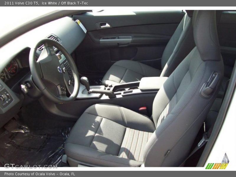 Ice White / Off Black T-Tec 2011 Volvo C30 T5