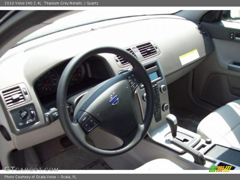 Titanium Grey Metallic / Quartz 2010 Volvo S40 2.4i