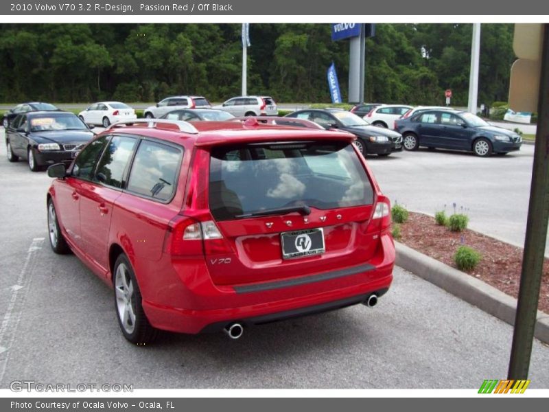 Passion Red / Off Black 2010 Volvo V70 3.2 R-Design