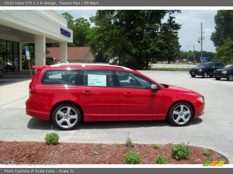 Passion Red / Off Black 2010 Volvo V70 3.2 R-Design