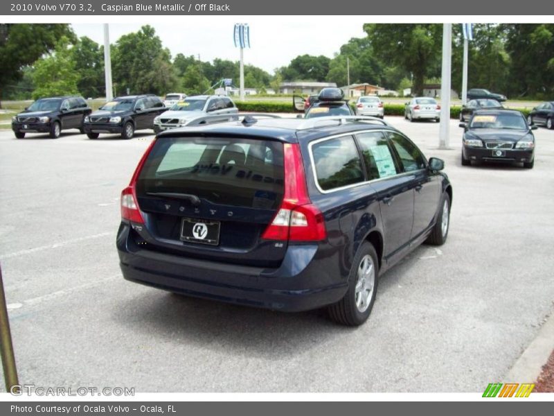 Caspian Blue Metallic / Off Black 2010 Volvo V70 3.2