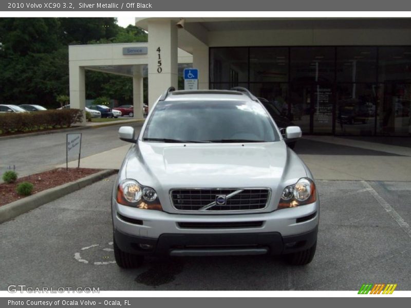 Silver Metallic / Off Black 2010 Volvo XC90 3.2