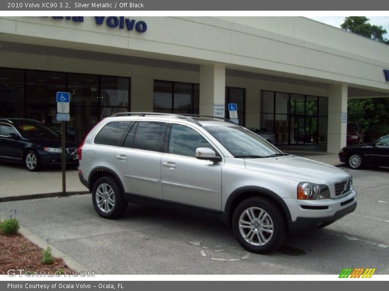 Silver Metallic / Off Black 2010 Volvo XC90 3.2