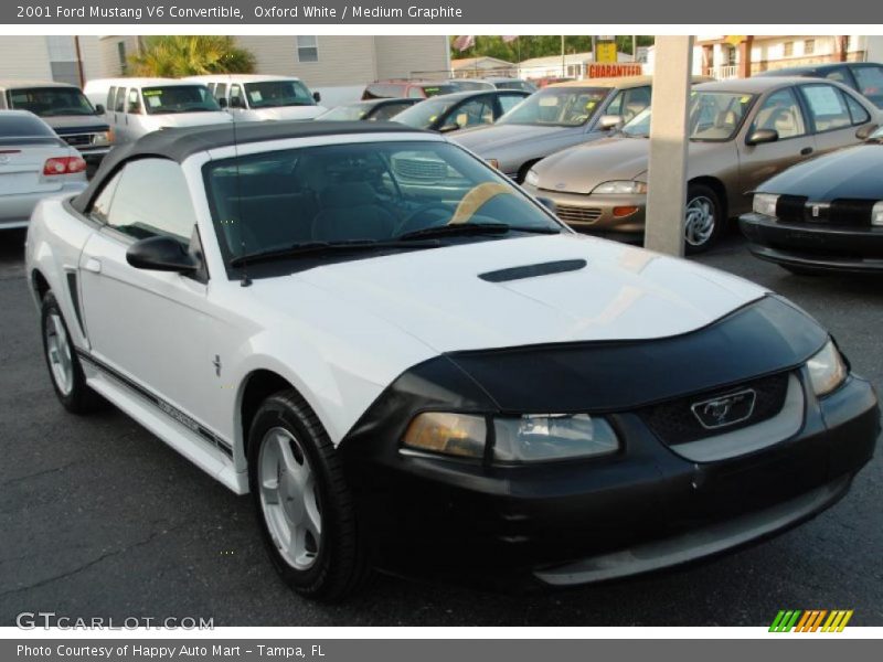 Oxford White / Medium Graphite 2001 Ford Mustang V6 Convertible