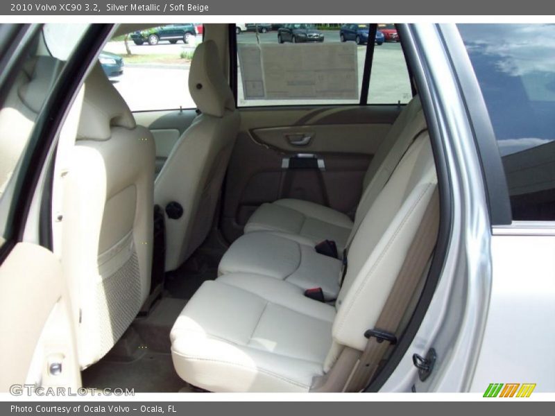 Silver Metallic / Soft Beige 2010 Volvo XC90 3.2