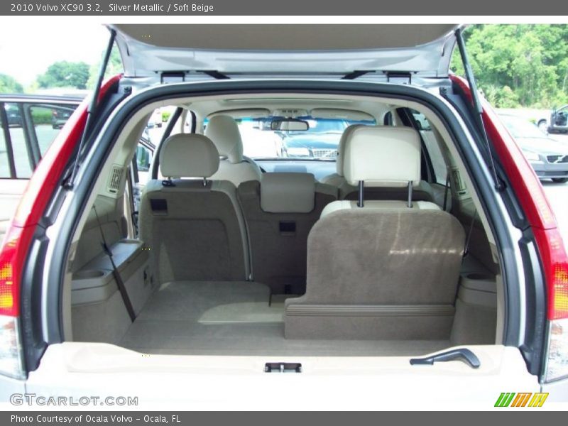 Silver Metallic / Soft Beige 2010 Volvo XC90 3.2
