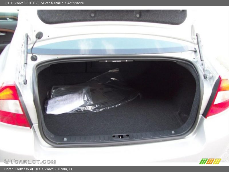 Silver Metallic / Anthracite 2010 Volvo S80 3.2