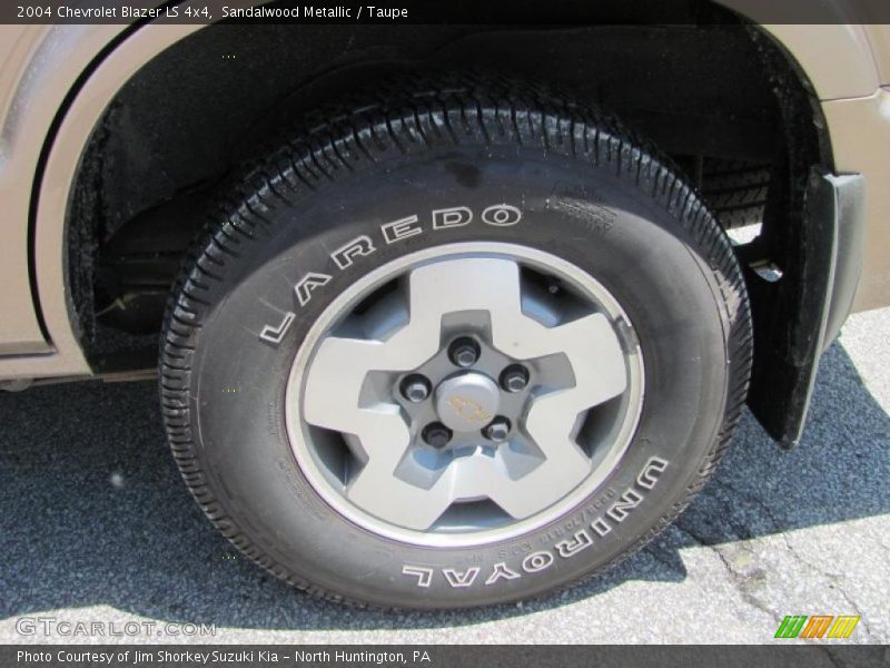 Sandalwood Metallic / Taupe 2004 Chevrolet Blazer LS 4x4