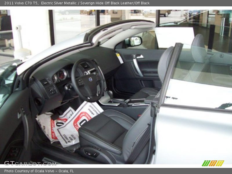 Electric Silver Metallic / Soverign Hide Off Black Leather/Off Black 2011 Volvo C70 T5