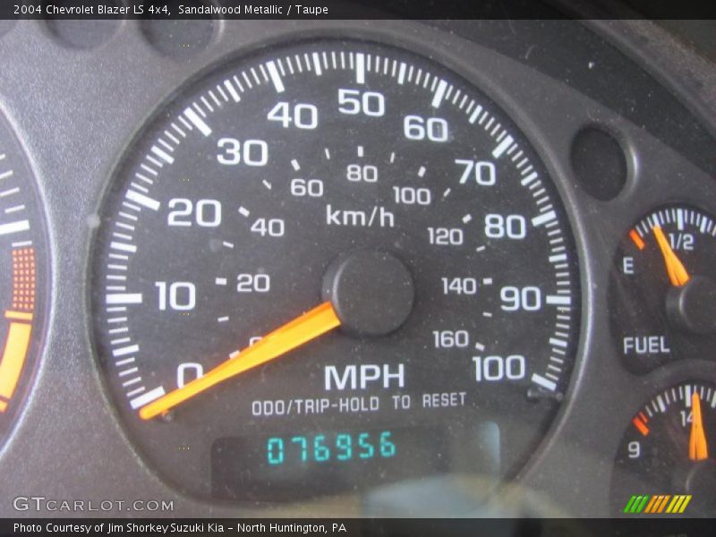 Sandalwood Metallic / Taupe 2004 Chevrolet Blazer LS 4x4