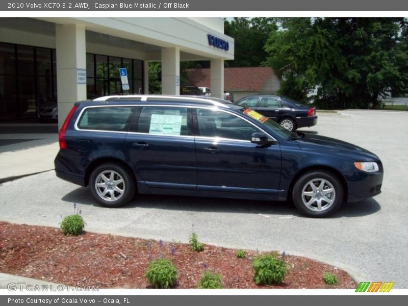 Caspian Blue Metallic / Off Black 2010 Volvo XC70 3.2 AWD