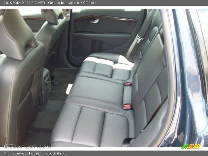 Caspian Blue Metallic / Off Black 2010 Volvo XC70 3.2 AWD