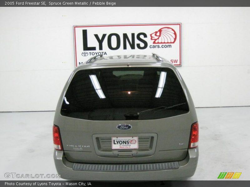 Spruce Green Metallic / Pebble Beige 2005 Ford Freestar SE