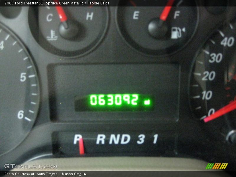 Spruce Green Metallic / Pebble Beige 2005 Ford Freestar SE