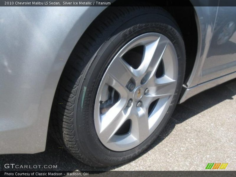 Silver Ice Metallic / Titanium 2010 Chevrolet Malibu LS Sedan