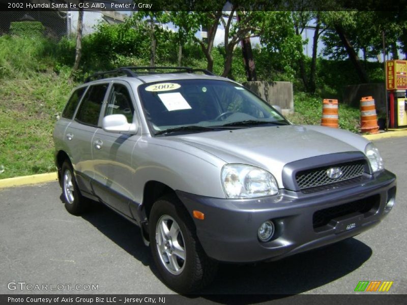 Pewter / Gray 2002 Hyundai Santa Fe GLS AWD