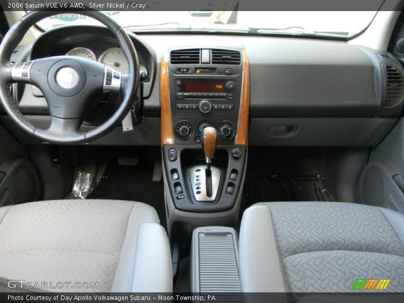 Silver Nickel / Gray 2006 Saturn VUE V6 AWD