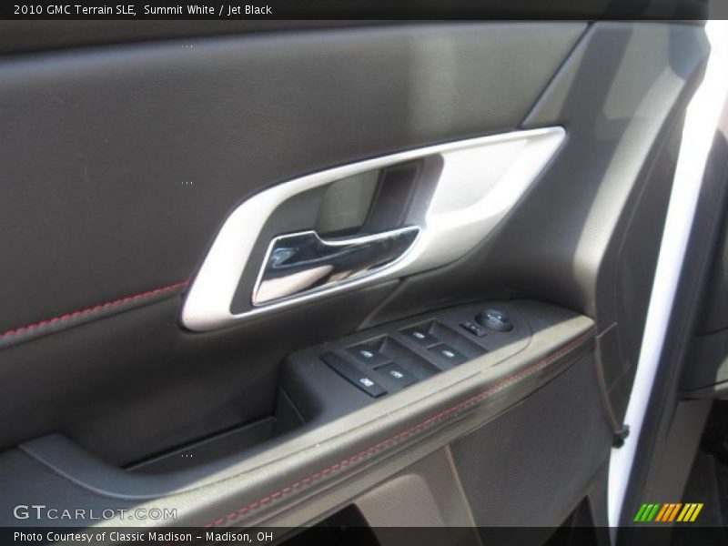 Summit White / Jet Black 2010 GMC Terrain SLE