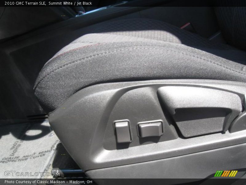 Summit White / Jet Black 2010 GMC Terrain SLE
