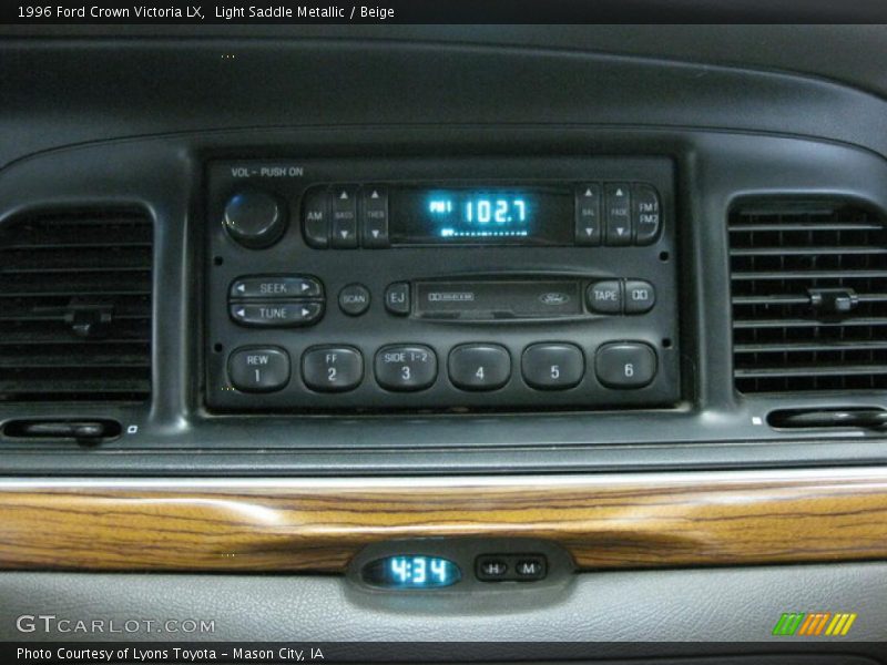 Light Saddle Metallic / Beige 1996 Ford Crown Victoria LX