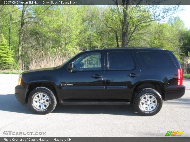 Onyx Black / Ebony Black 2007 GMC Yukon SLE 4x4