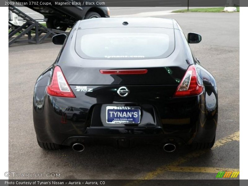 Magnetic Black / Black Cloth 2009 Nissan 370Z Coupe