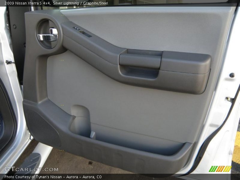 Silver Lightning / Graphite/Steel 2009 Nissan Xterra S 4x4