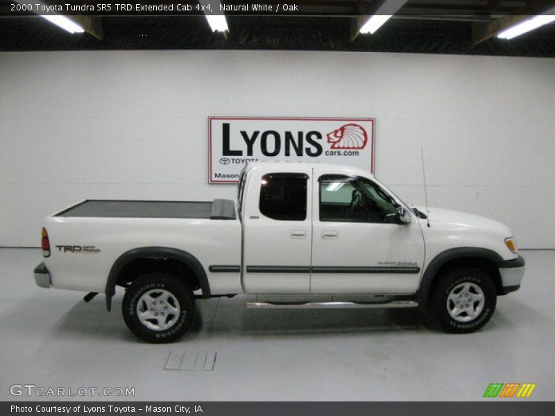 Natural White / Oak 2000 Toyota Tundra SR5 TRD Extended Cab 4x4