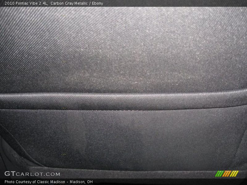 Carbon Gray Metallic / Ebony 2010 Pontiac Vibe 2.4L