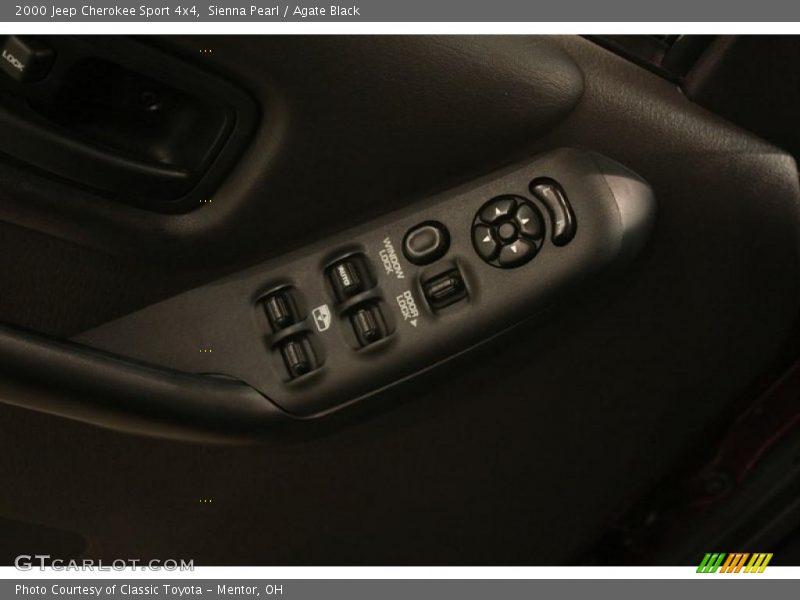 Sienna Pearl / Agate Black 2000 Jeep Cherokee Sport 4x4