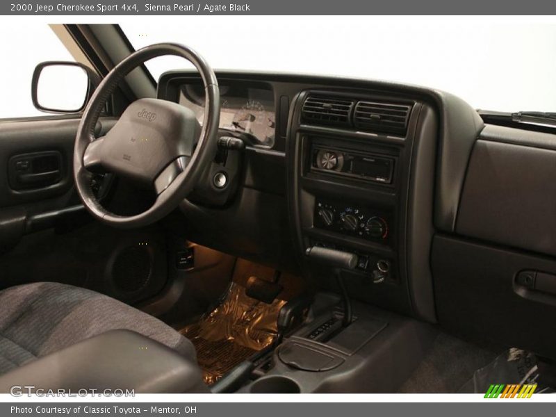 Sienna Pearl / Agate Black 2000 Jeep Cherokee Sport 4x4