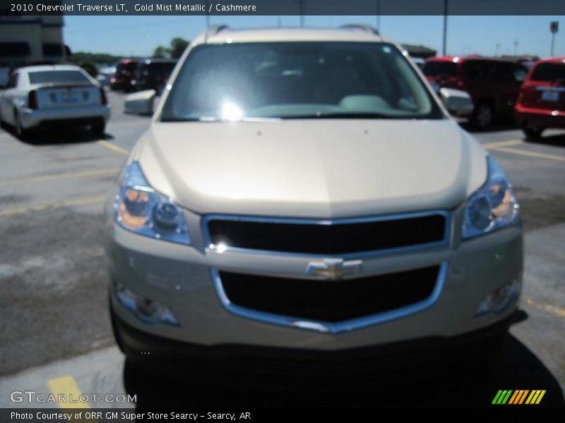 Gold Mist Metallic / Cashmere 2010 Chevrolet Traverse LT