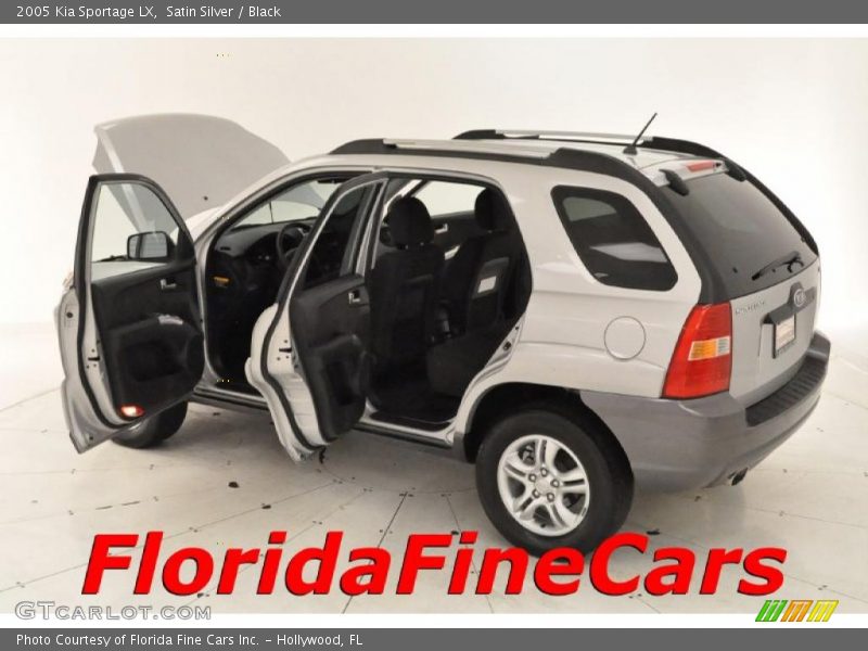 Satin Silver / Black 2005 Kia Sportage LX