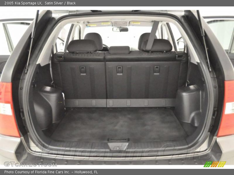 Satin Silver / Black 2005 Kia Sportage LX
