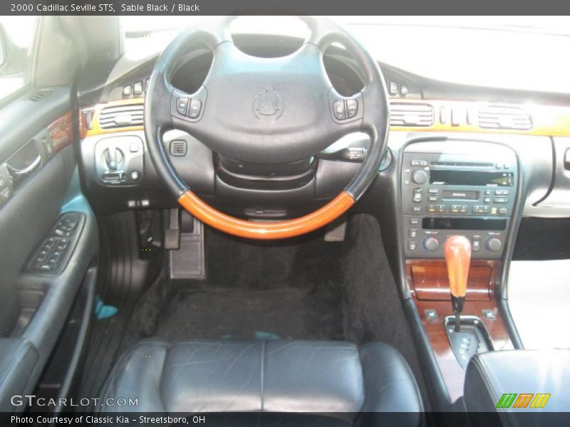 Sable Black / Black 2000 Cadillac Seville STS