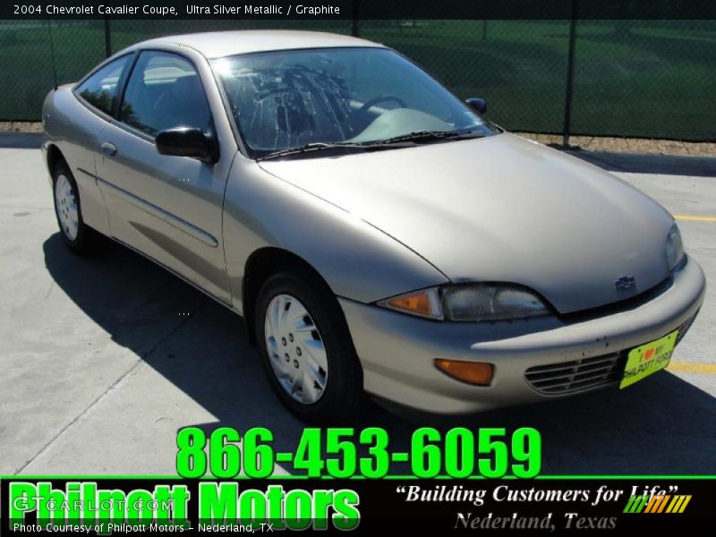 Ultra Silver Metallic / Graphite 2004 Chevrolet Cavalier Coupe