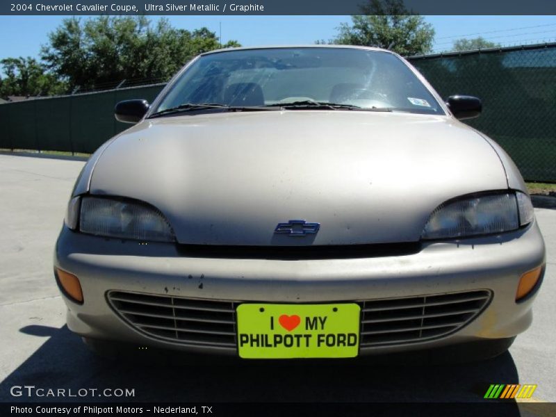 Ultra Silver Metallic / Graphite 2004 Chevrolet Cavalier Coupe
