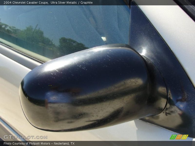 Ultra Silver Metallic / Graphite 2004 Chevrolet Cavalier Coupe