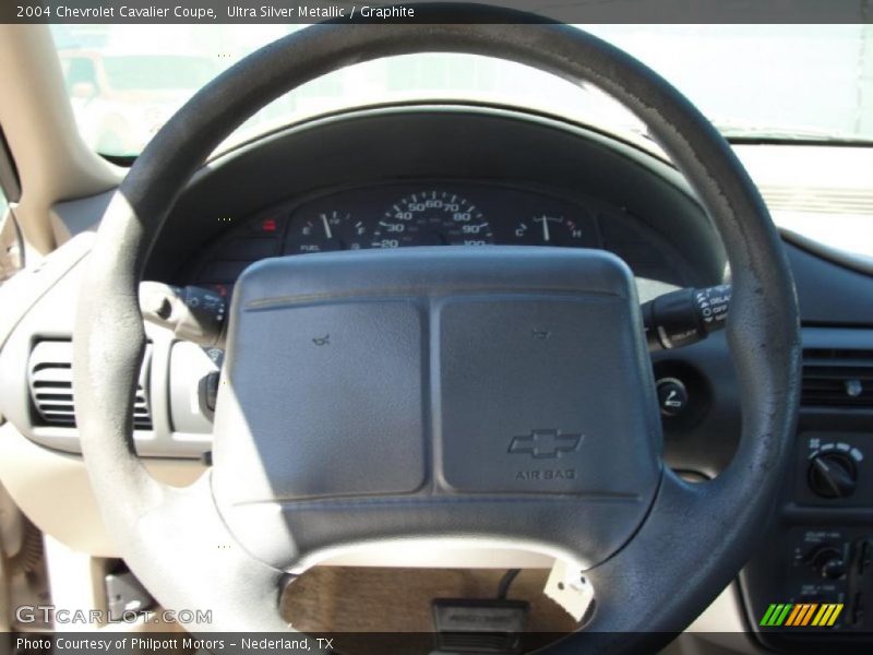 Ultra Silver Metallic / Graphite 2004 Chevrolet Cavalier Coupe