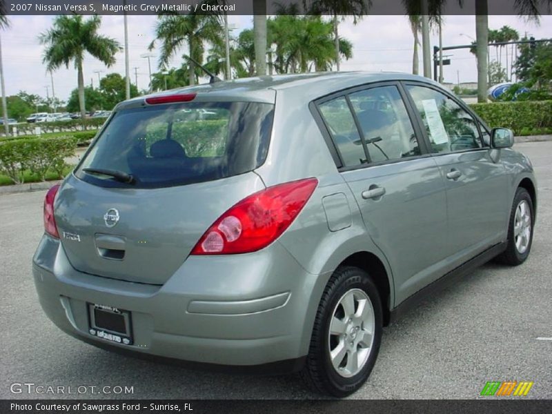 Magnetic Grey Metallic / Charcoal 2007 Nissan Versa S