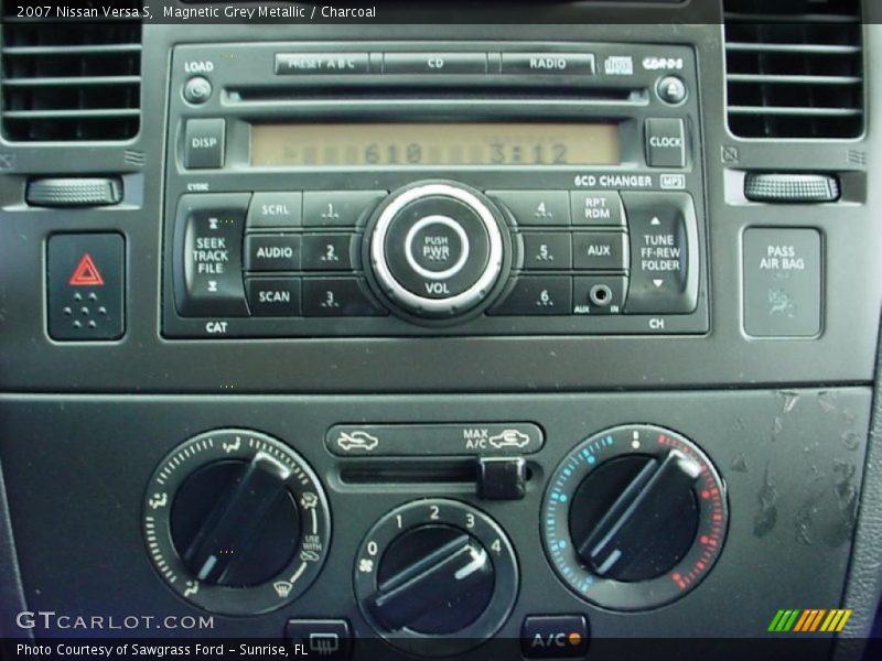 Magnetic Grey Metallic / Charcoal 2007 Nissan Versa S