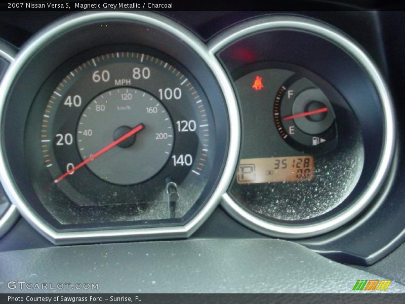 Magnetic Grey Metallic / Charcoal 2007 Nissan Versa S