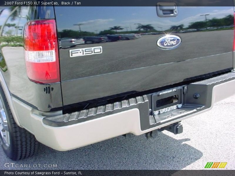 Black / Tan 2007 Ford F150 XLT SuperCab