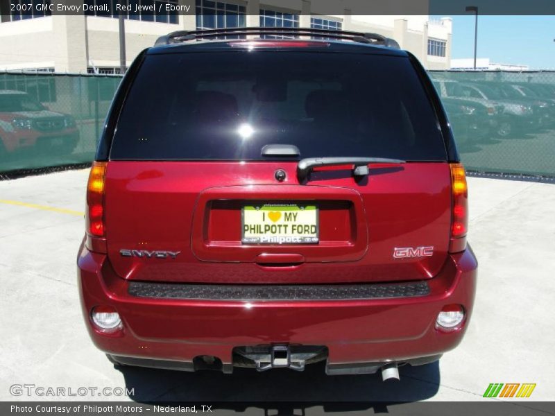 Red Jewel / Ebony 2007 GMC Envoy Denali