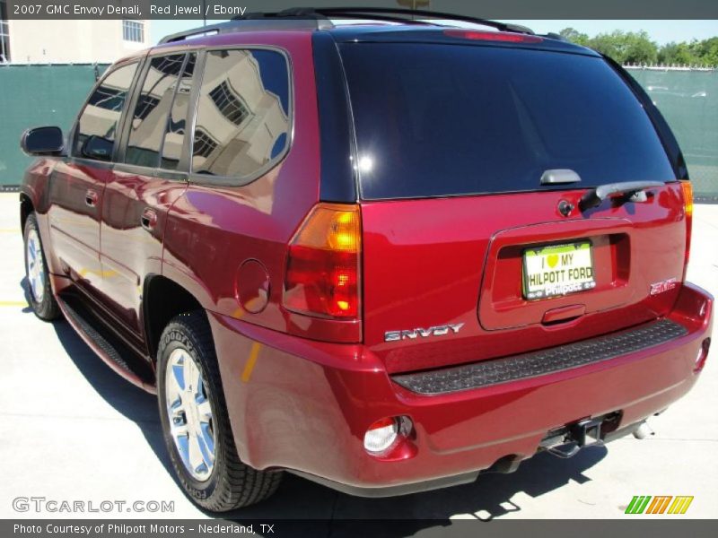 Red Jewel / Ebony 2007 GMC Envoy Denali